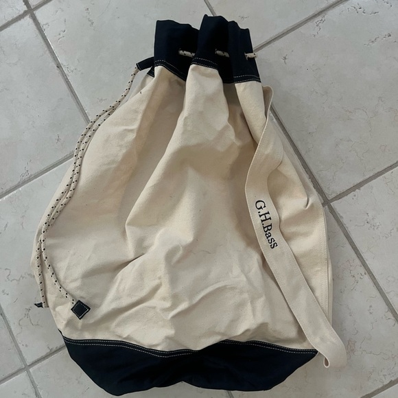 G.H. Bass Canvas Tote in Cream & navy blue - Picture 3 of 6